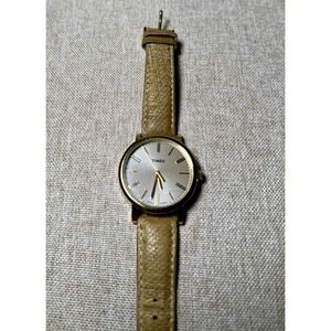 Timex Women's Gold Tone Classic Round Face Leather Strap Watch